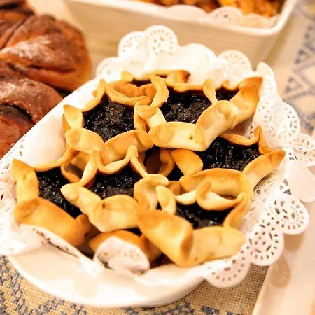 Manipinta Corigliano dʼOtranto