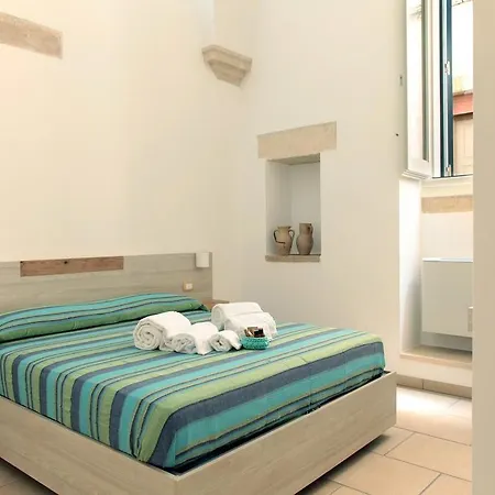 Manipinta Corigliano dʼOtranto